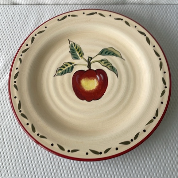 Home Trends Apple Grove  Earthenware 11” Dinner Plate.  Set of four. - Picture 2 of 8
